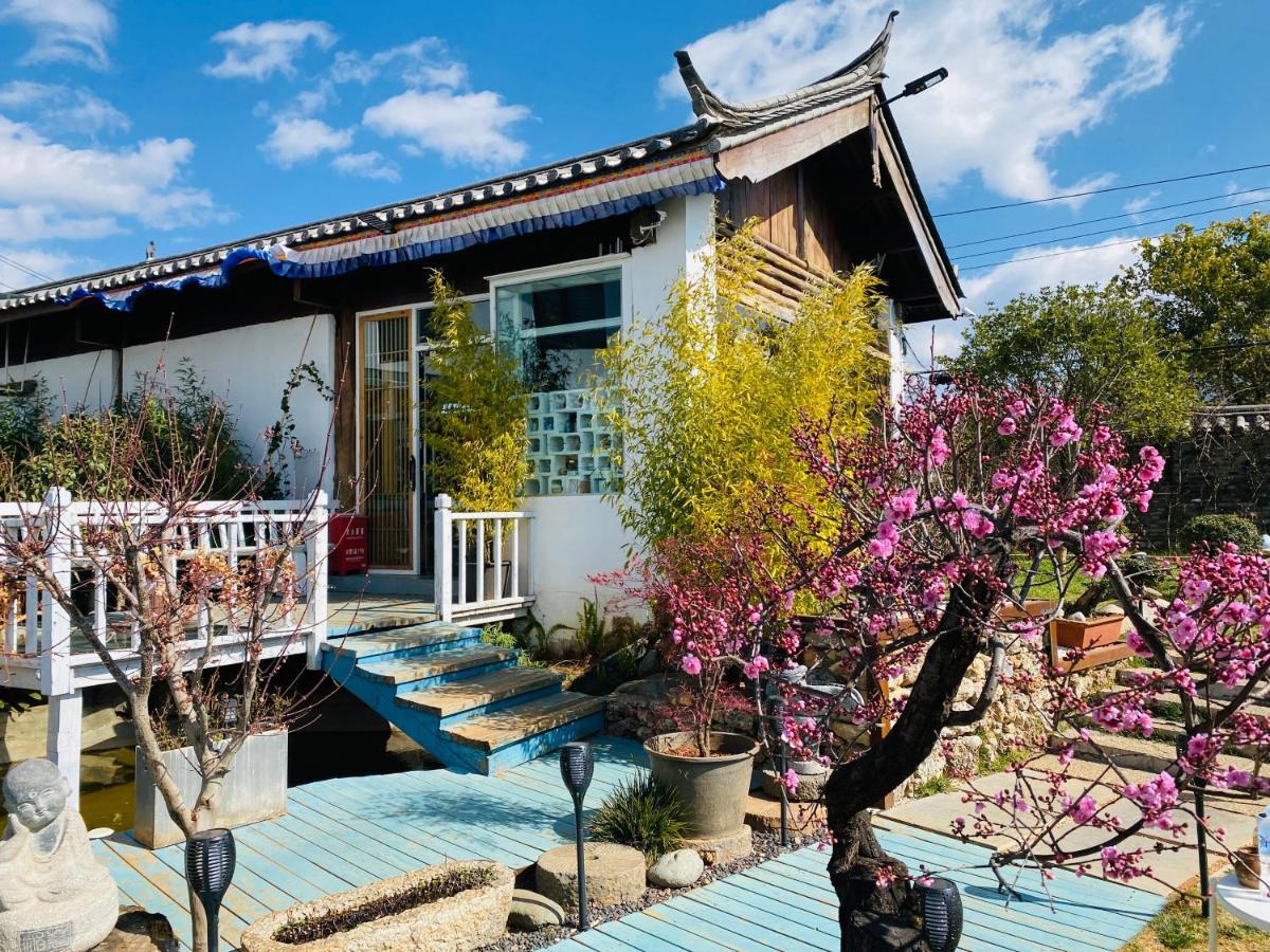 玉龙白沙普宿客栈 Lijiang  Esterno foto