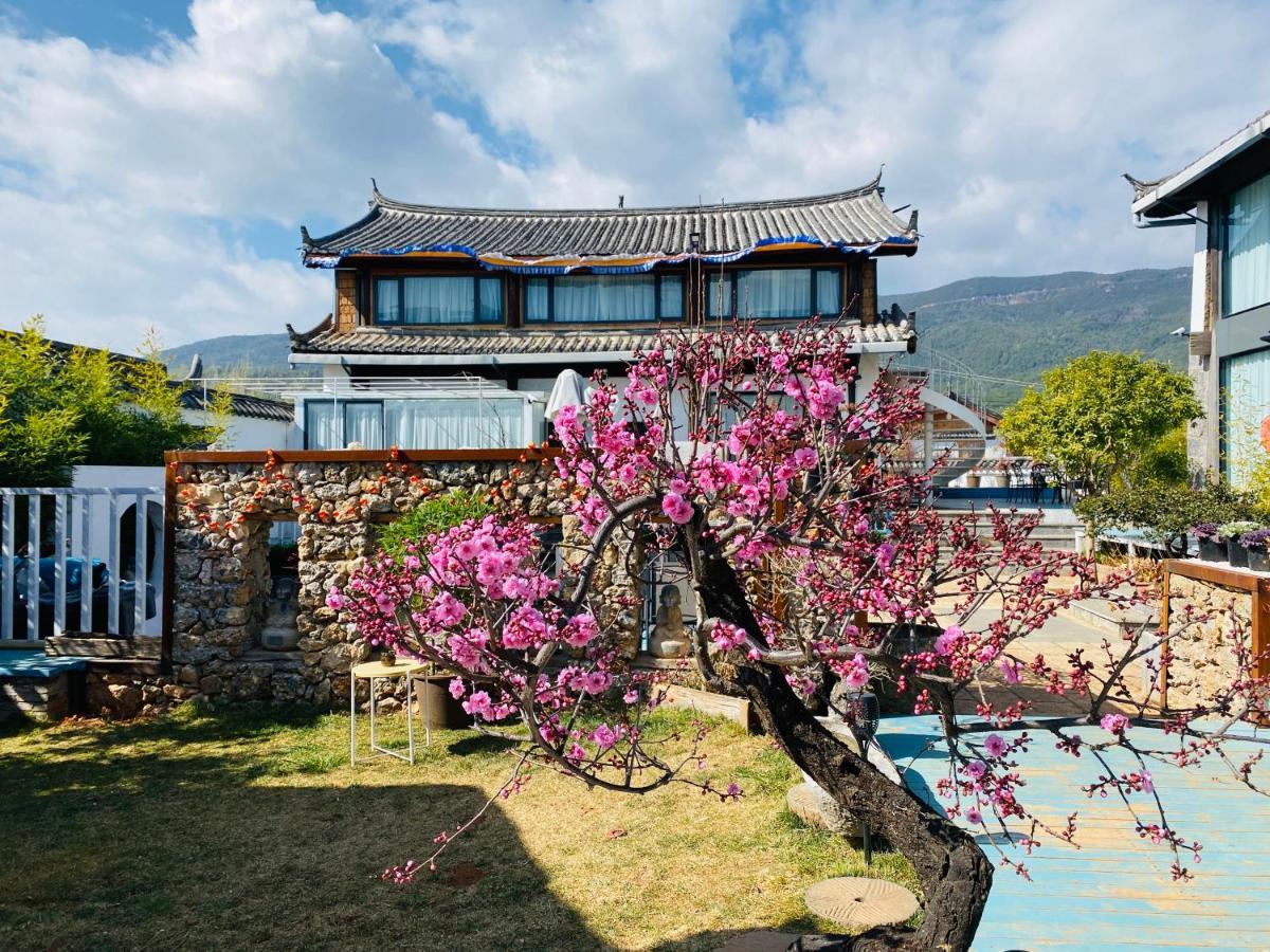 玉龙白沙普宿客栈 Lijiang  Esterno foto